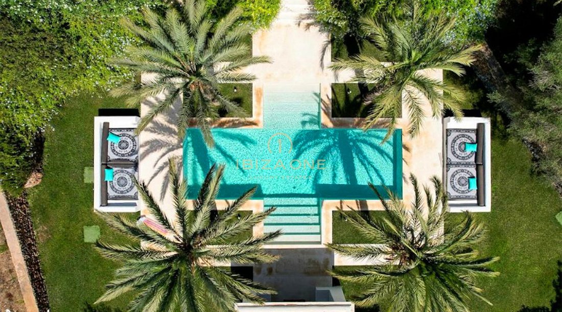 Finca in Santa Gertrudis de Fruitera, Santa Eularia des Riu, Balearic Islands 3 - 17530616