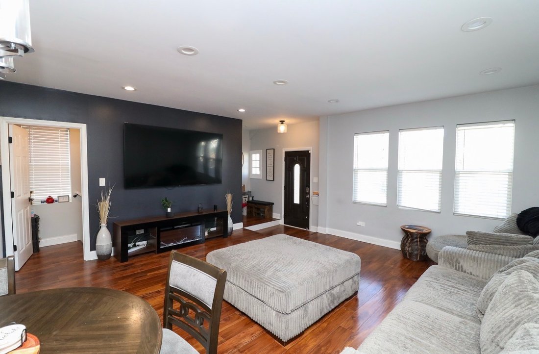 House in Chicago, Illinois, United States 3 - 18244481
