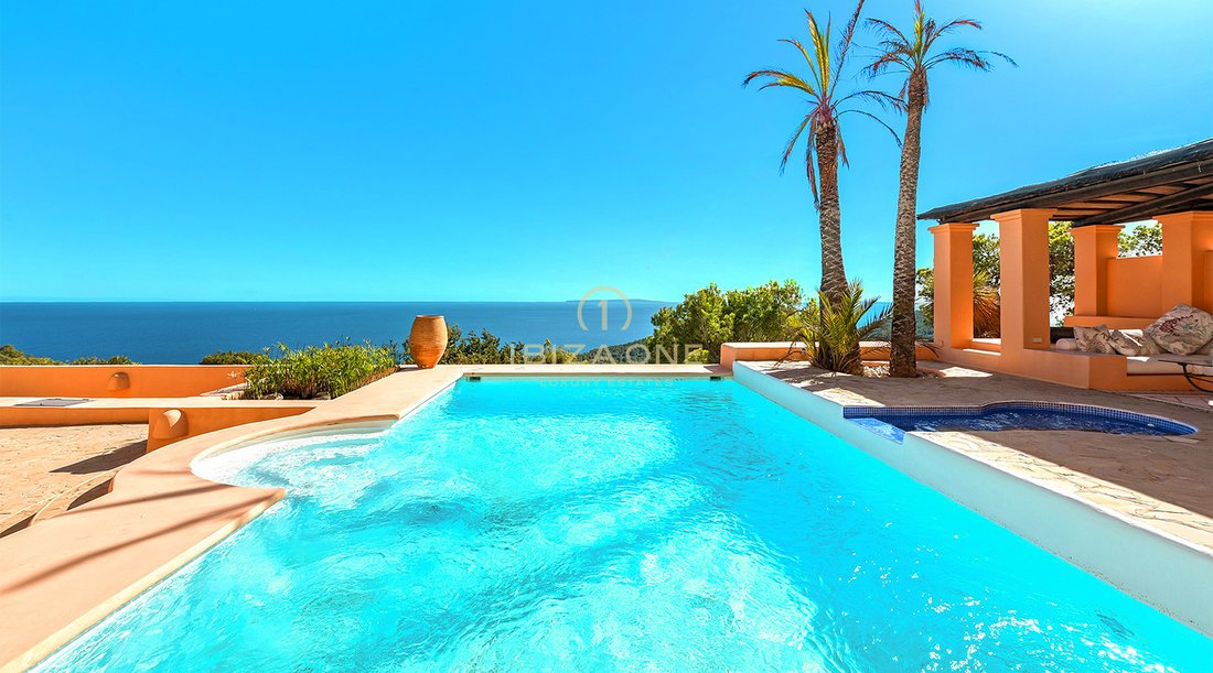 Villa in Roca Llisa, Santa Eulària des Riu, Balearische Inseln 1 - 17532185