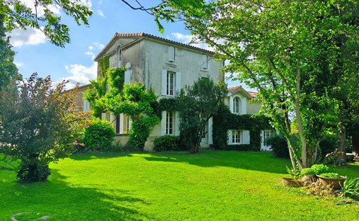 Villa in Ribérac, Nouvelle-Aquitaine, France 1