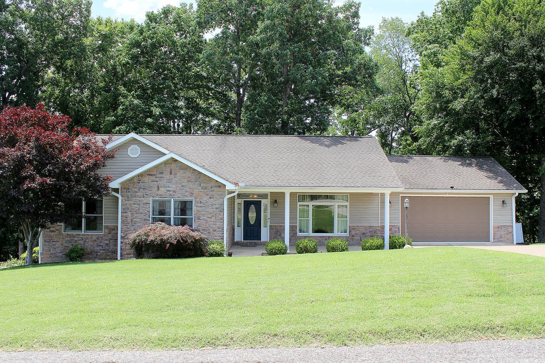 House in Cadiz, Kentucky, United States 2 - 18241522