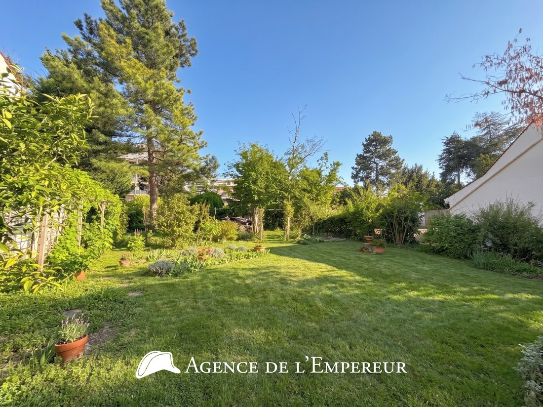 House in Centre Ville, Rueil-Malmaison, France 2 - 18033899