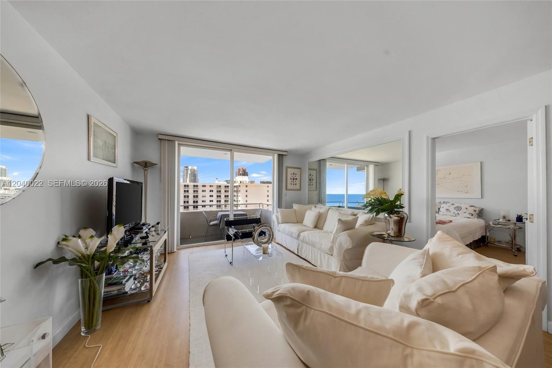 Condo in Miami Beach, Florida, United States 3 - 18237840