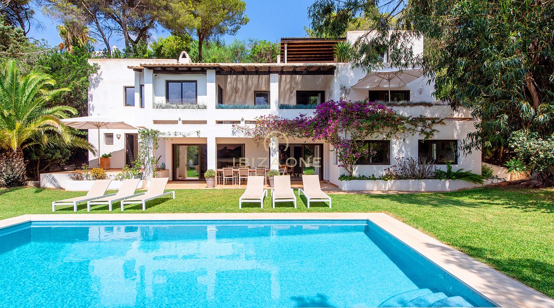 Villa in Can Furnet, Santa Eularia des Riu, Balearic Islands 4 - 17532196