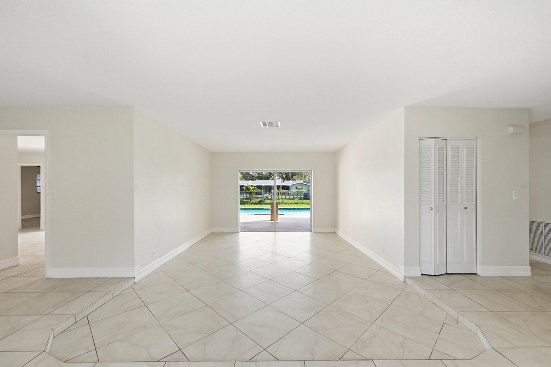 House in Plantation, Florida, United States 5 - 18241566