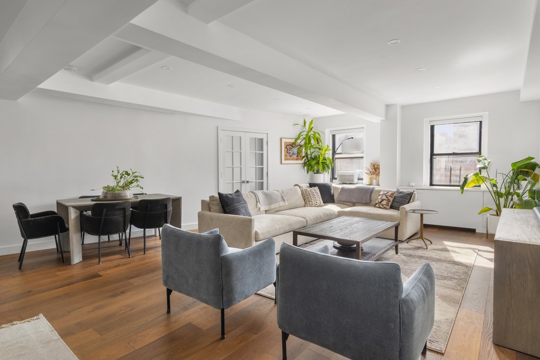 Co Op in New York, New York, United States 4 - 18165431