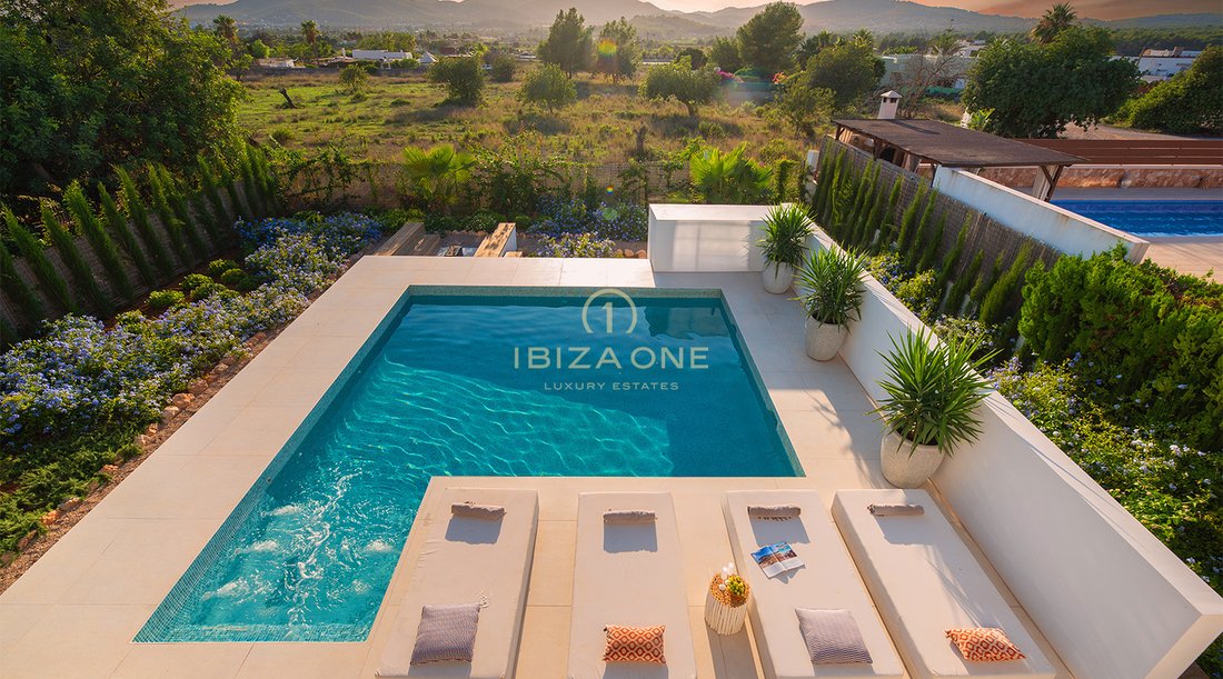Villa à Santa Eulària des Riu, Îles Baléares, Espagne 3 - 17627723