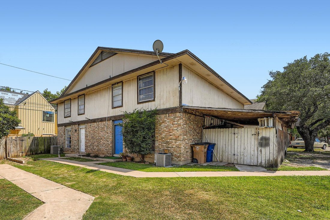 Austin, Texas, United States 1 - 18244062