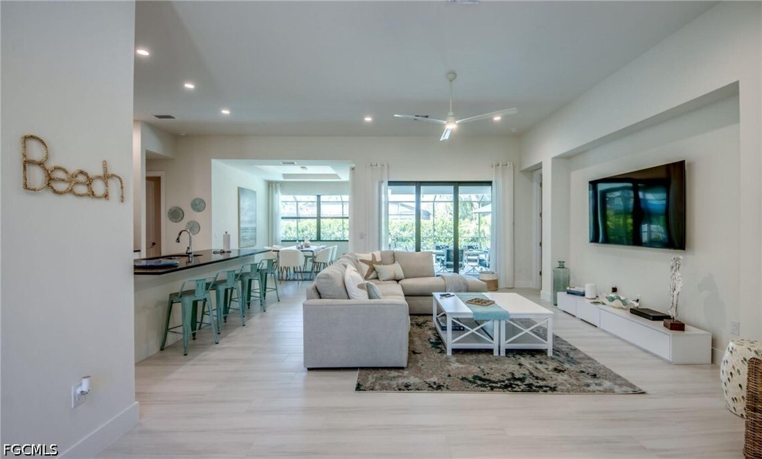 House in Cape Coral, Florida, United States 2 - 18235675