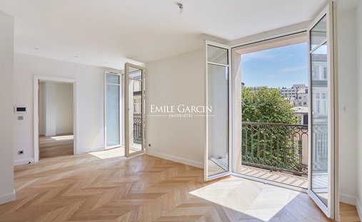 Apartment in La Plaine des Sablons, Neuilly-sur-Seine, France 1