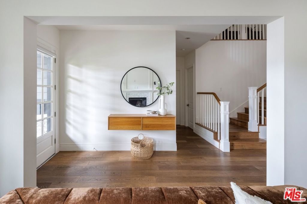 House in Los Angeles, California, United States 3 - 18245049