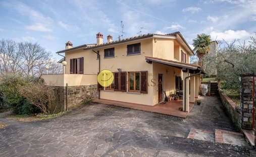 House in Brollo, Tuscany, Italy 1