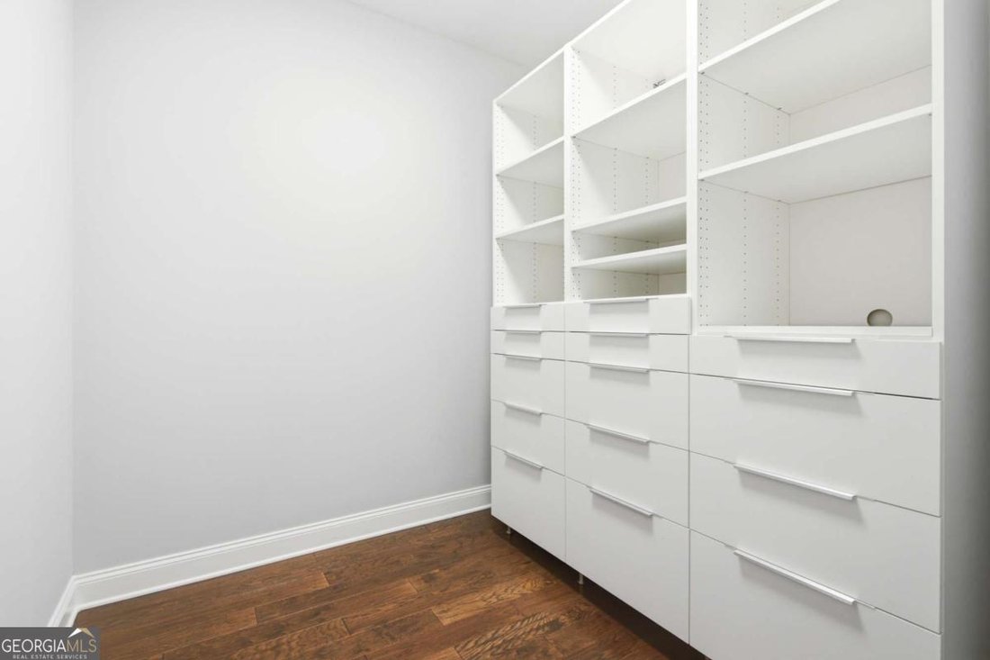 Condo in Atlanta, Georgia, United States 2 - 18238234