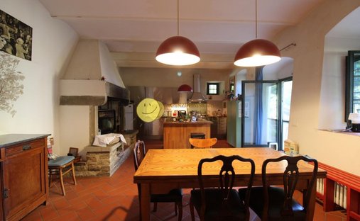 Country House in Menzano, Abruzzo, Italy 1