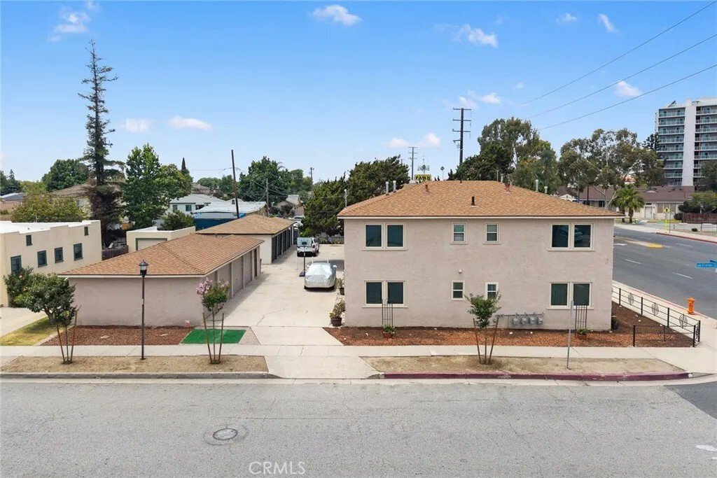 Norwalk, California, United States 2 - 18245151