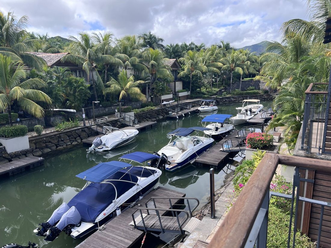 Villa in Black River, Rivière Noire District, Mauritius 5 - 18237532