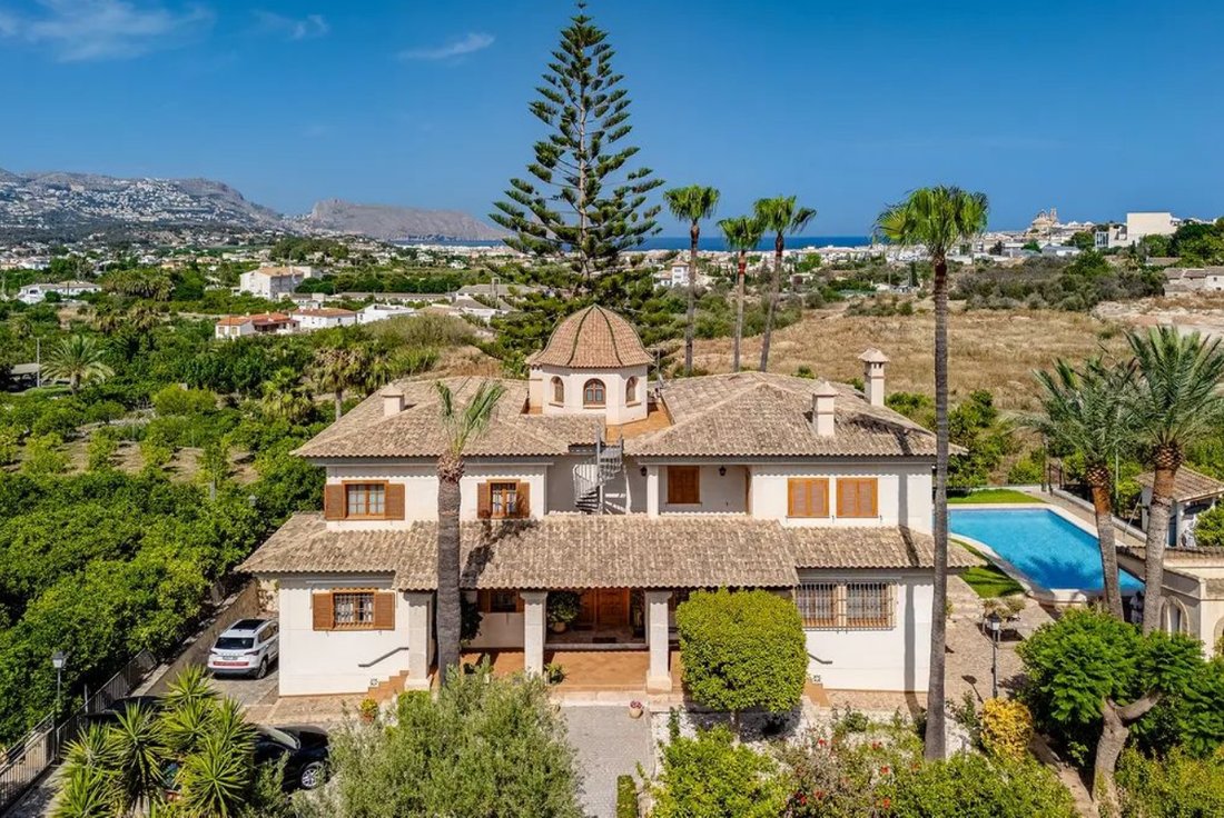 Chalet in Altea, Valencian Community, Spain 1 - 18243855