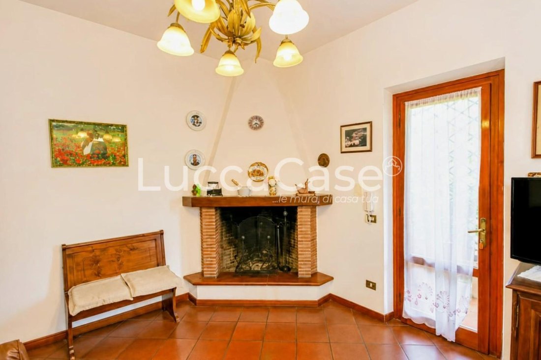 House in Camaiore, Tuscany, Italy 2 - 18236227