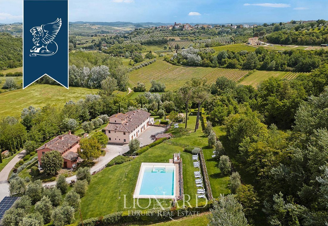 Villa in Castelnuovo d'Elsa, Castelfiorentino, Tuscany 1 - 18245828