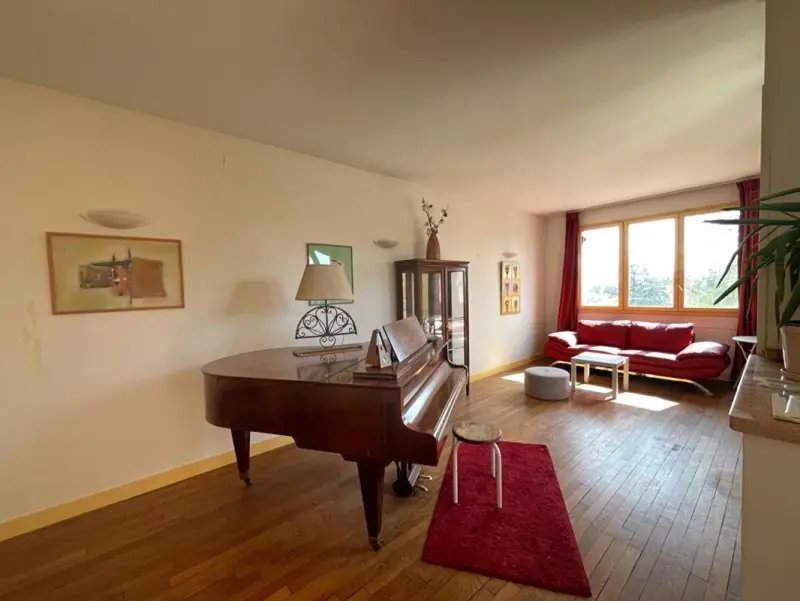 House in Plateau Ouest, Suresnes, France 5 - 18236333