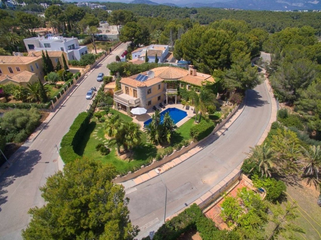 Villa in Sol de Mallorca, Calvia, Balearic Islands 1 - 18241790