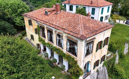 Villa in Mondovi, Piedmont, Italy 1