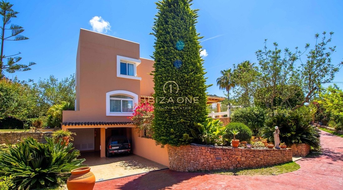 Finca in Santa Eularia des Riu, Balearic Islands, Spain 4 - 17530809