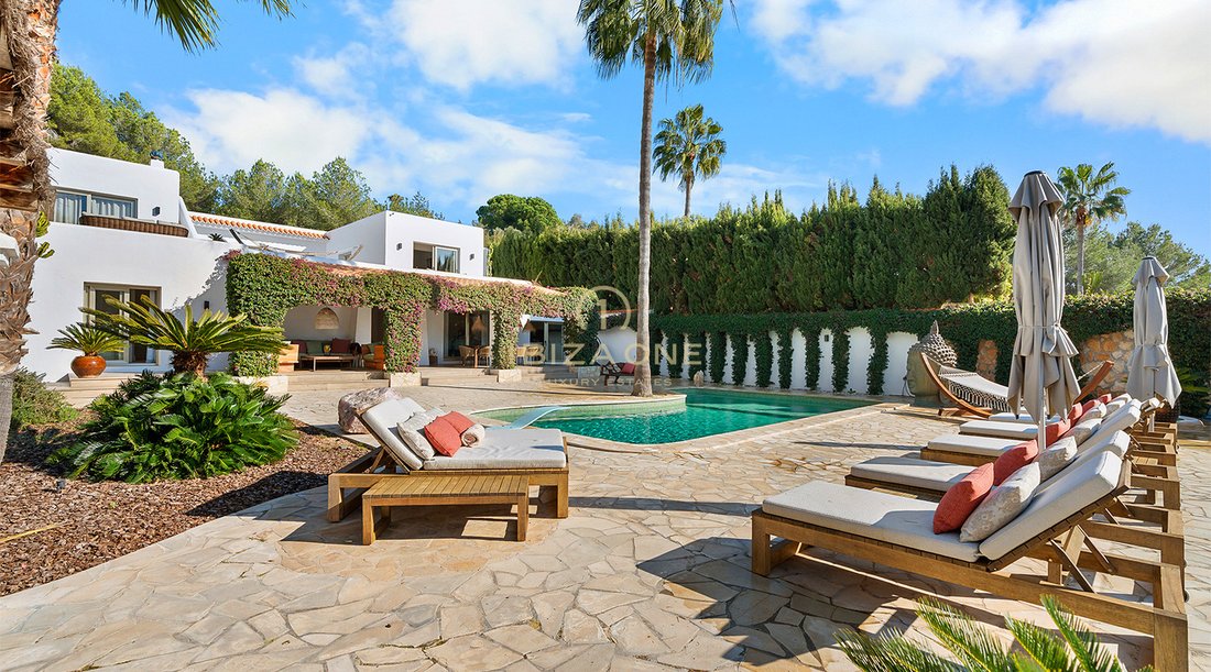 Finca in Jesus, Santa Eularia des Riu, Balearic Islands 3 - 17530739