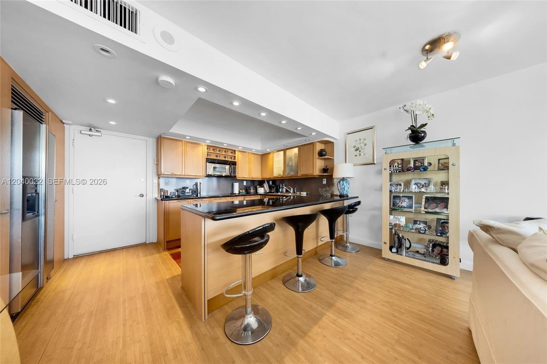 Condo in Miami Beach, Florida, United States 5 - 18237840