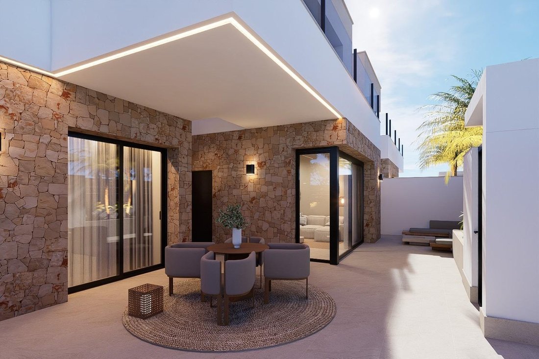 Villa in Los Antolinos, San Pedro del Pinatar, Región de Murcia 4 - 18246070