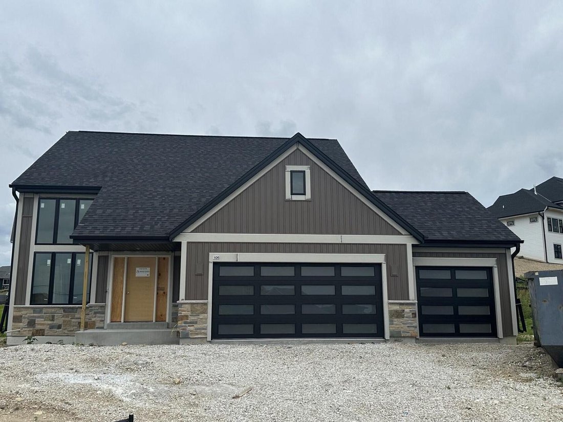 House in Waukesha, Wisconsin, United States 1 - 17786692