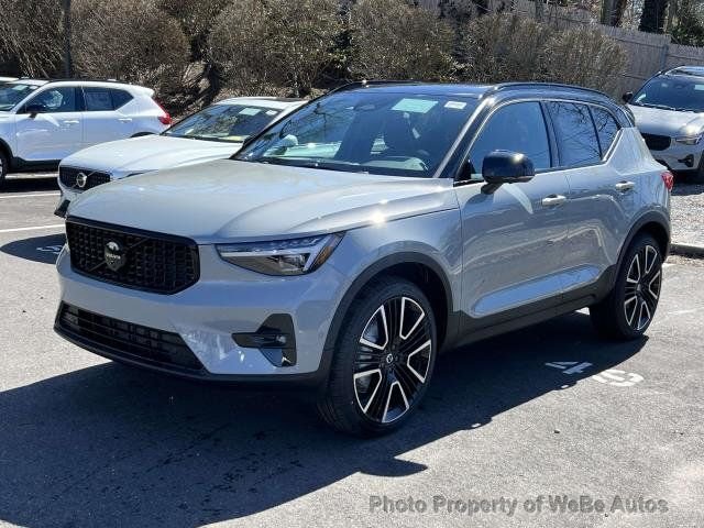 Volvo XC40 in Calverton, NY, United States 2 - 18237042