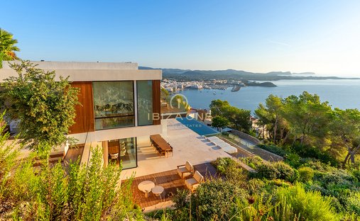 Villa in Ibiza Town, Balearic Islands, Spain 1