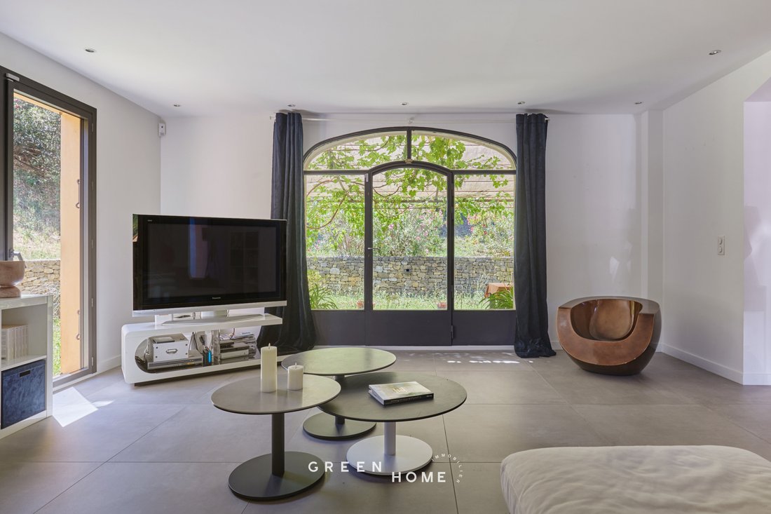 House in Granettes-Jauberte-Sainte Anne, Aix-en-Provence, France 2 - 18236308