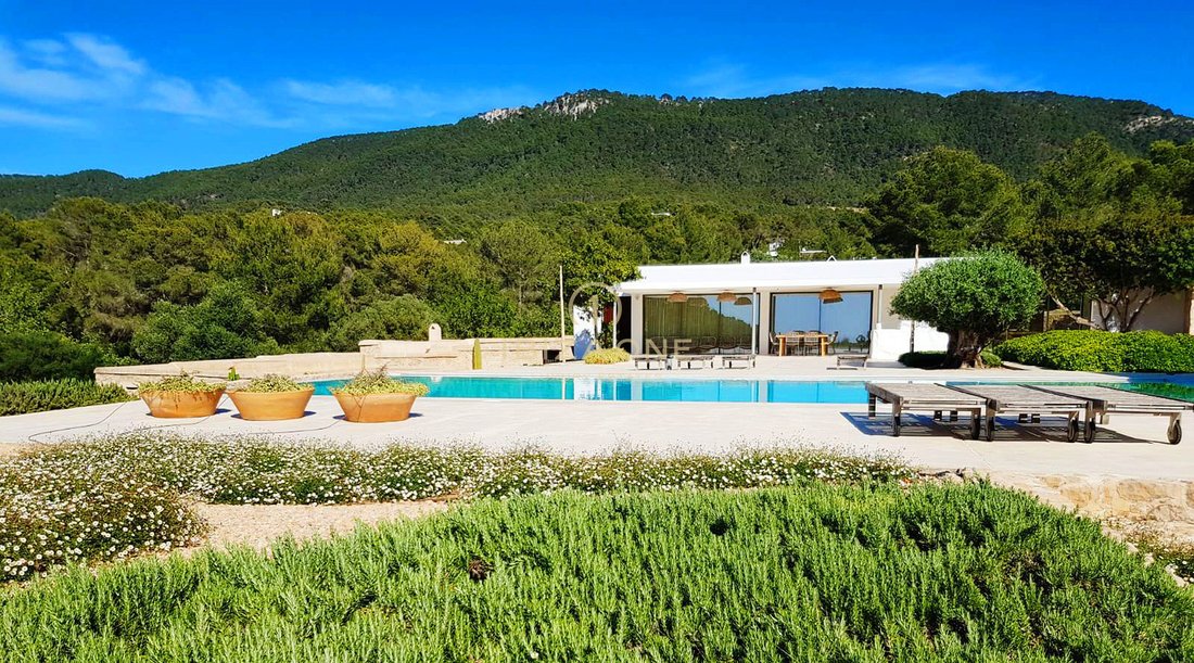 Villa in Cala Vadella, Sant Josep de sa Talaia, Balearic Islands 2 - 17532015