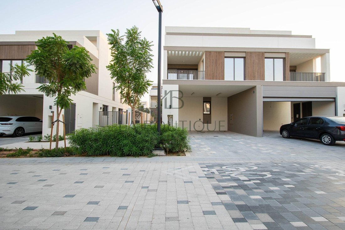 Villa in Tilal Al Ghaf, Dubai, United Arab Emirates 3 - 18237285