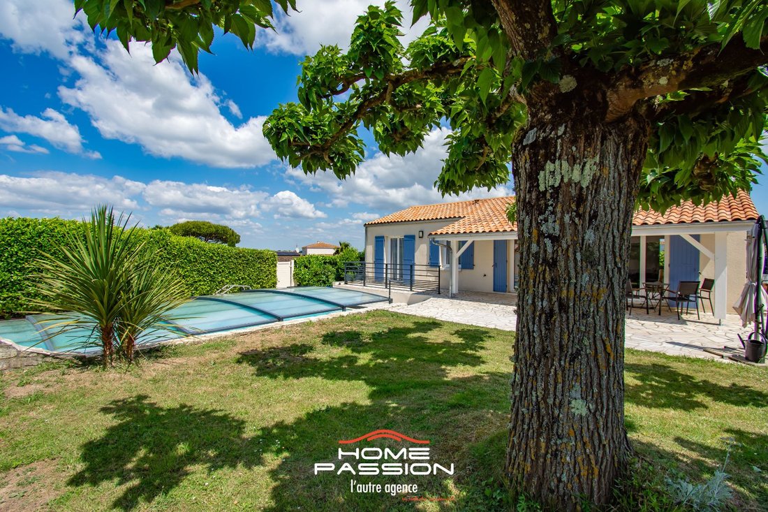 House in Meschers-sur-Gironde, Nouvelle-Aquitaine, France 2 - 18236888