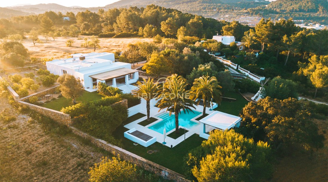 Finca in Santa Gertrudis de Fruitera, Santa Eularia des Riu, Balearic Islands 1 - 17530616