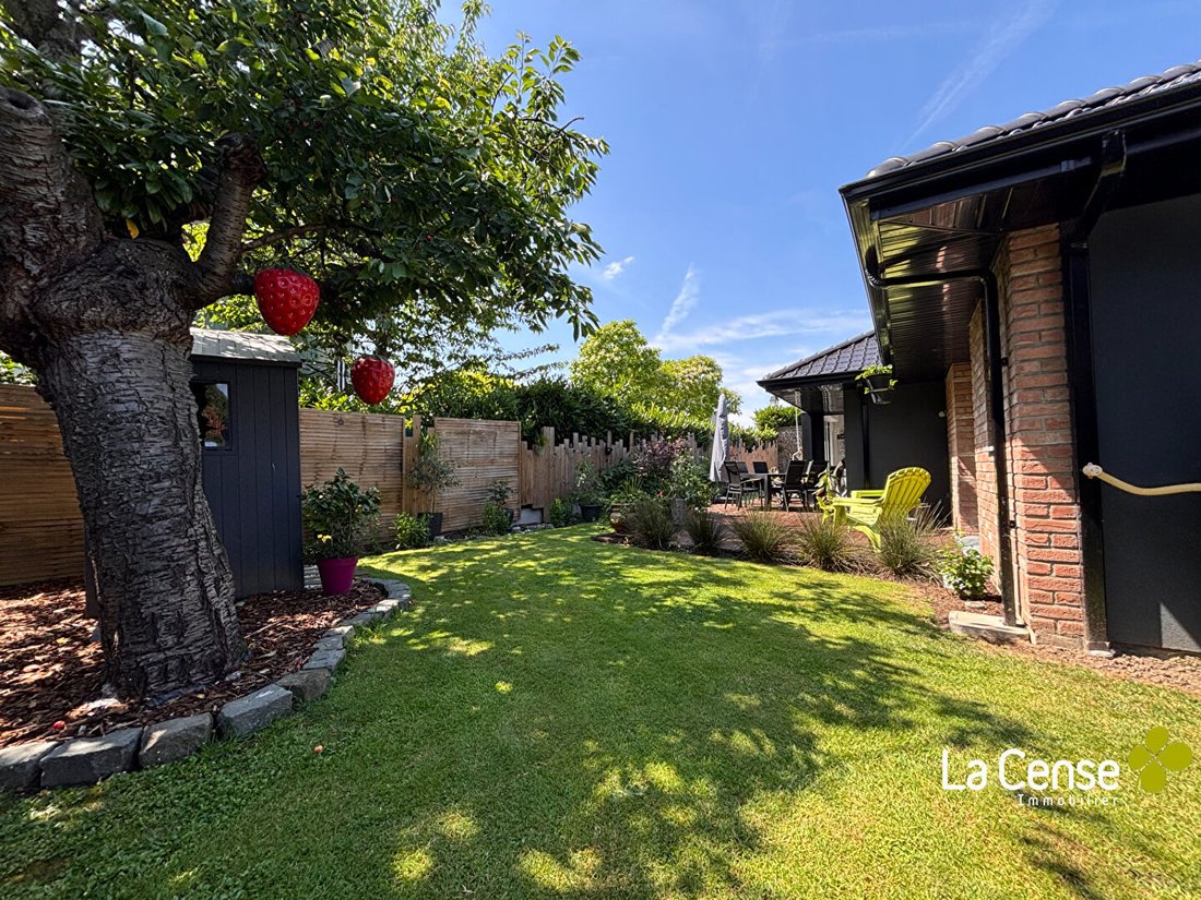 Villa in Paul Bert-Jules Guesde, Lys-lez-Lannoy, France 4 - 18239933