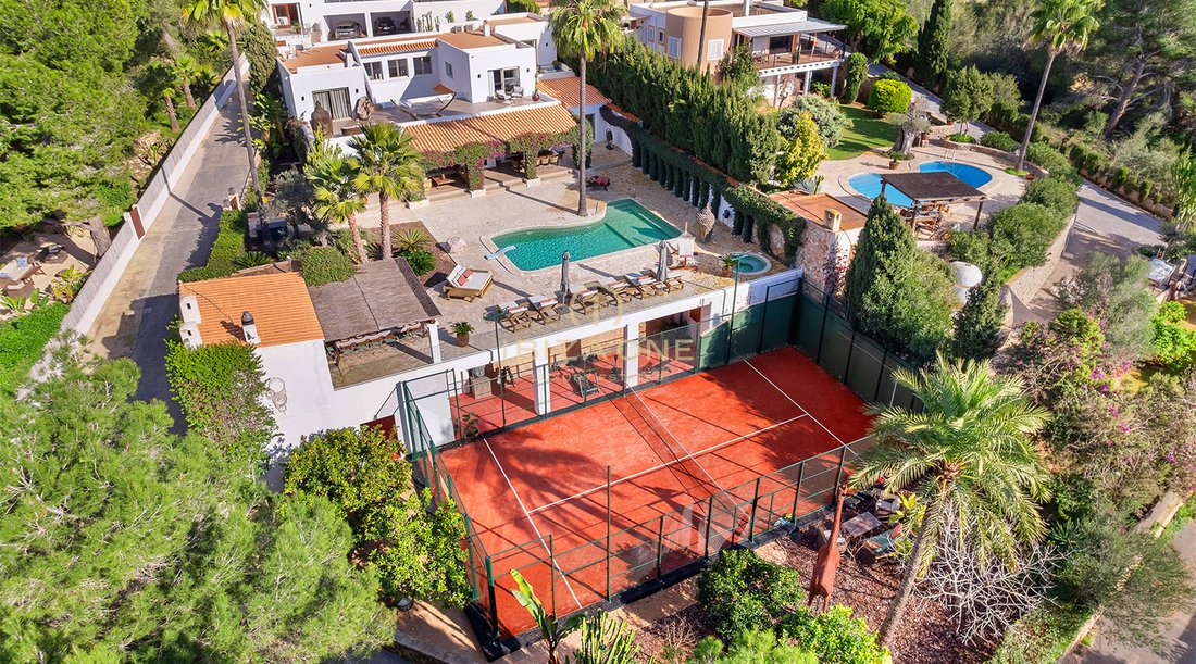 Finca in Jesus, Santa Eularia des Riu, Balearic Islands 1 - 17530739