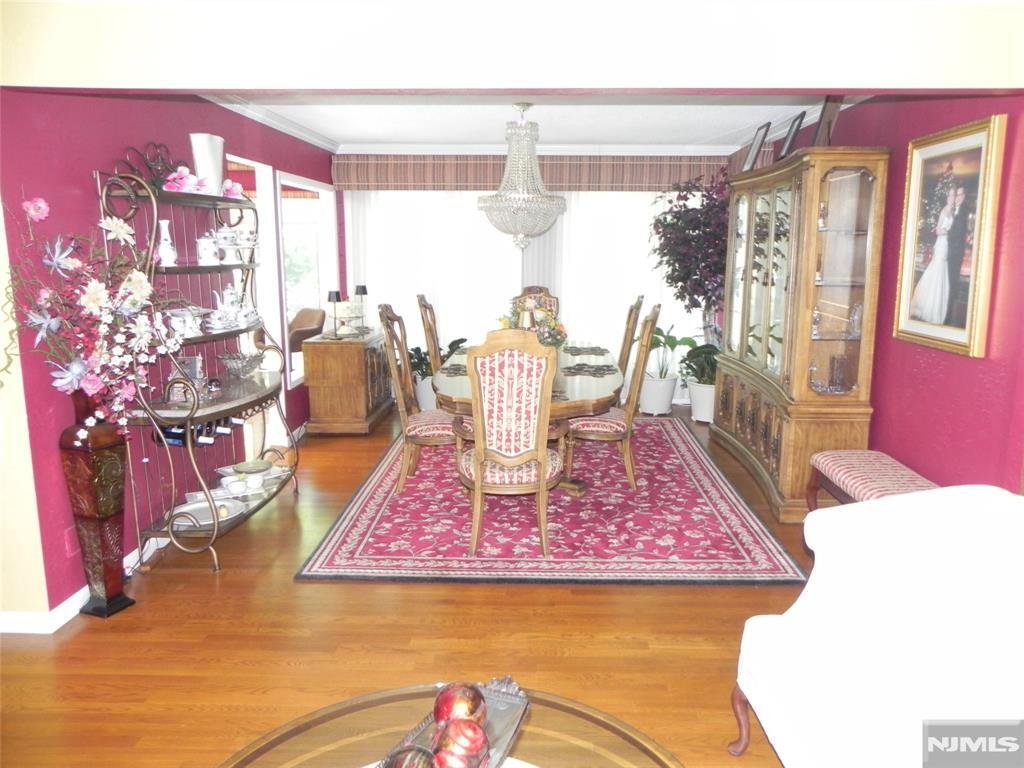 House in Little Ferry, New Jersey, United States 4 - 18239262