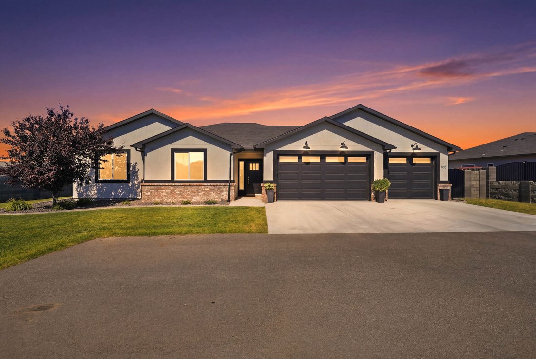 House in Pasco, Washington, United States 1 - 18239647