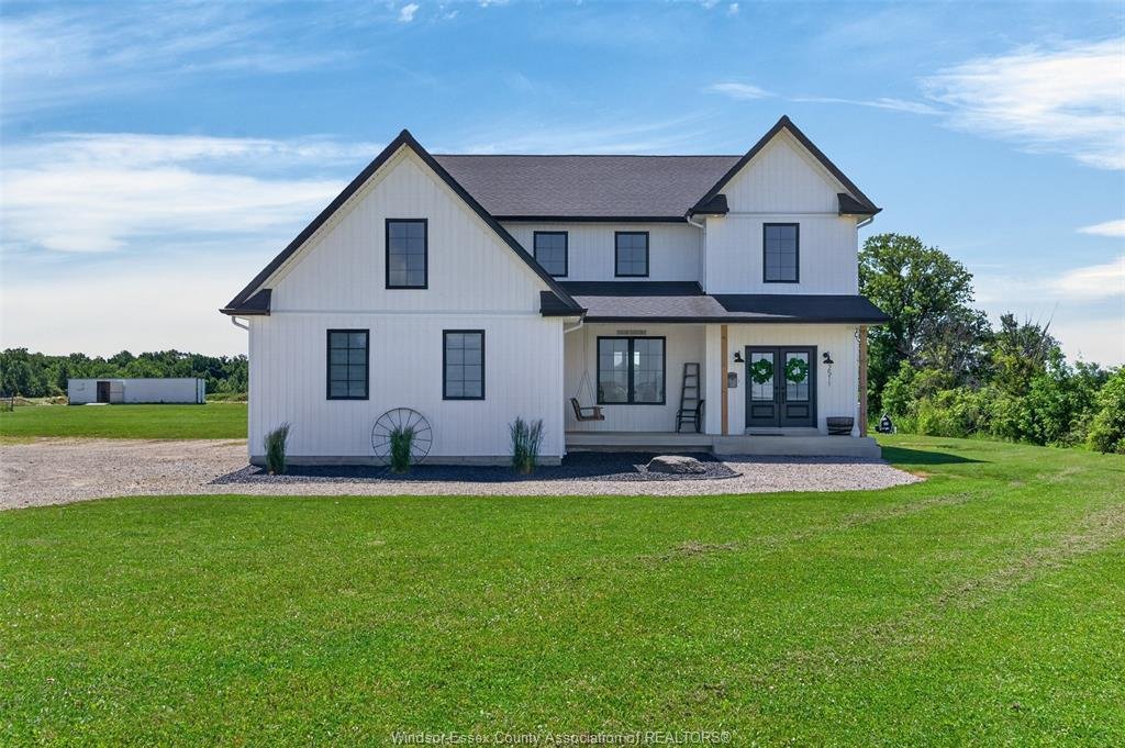 Farm Ranch in Essex, Ontario, Canada 4 - 18242505
