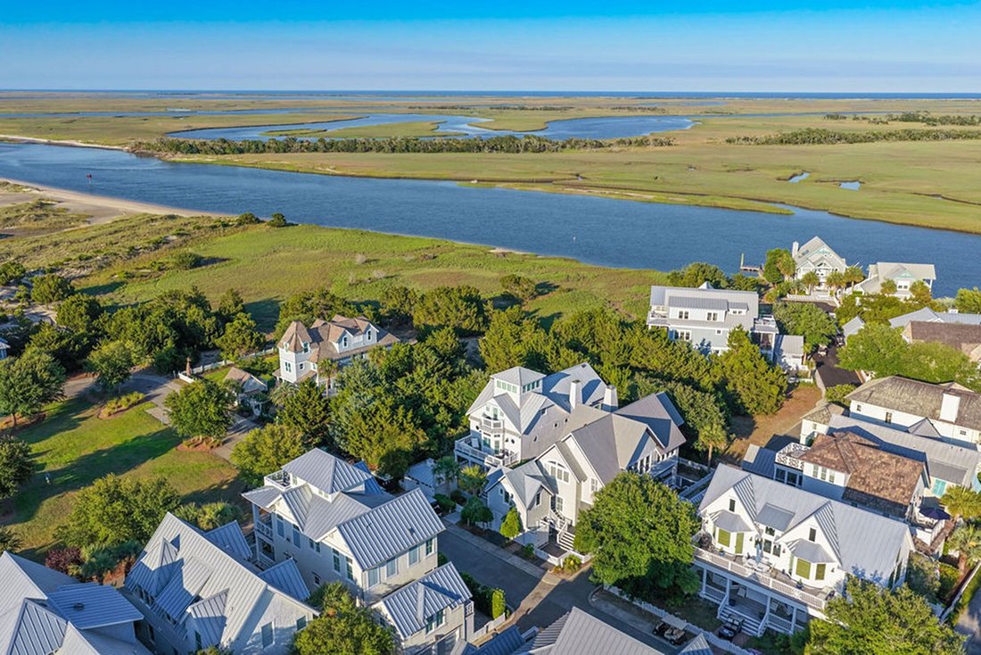 Southport, North Carolina, United States 5 - 18239661