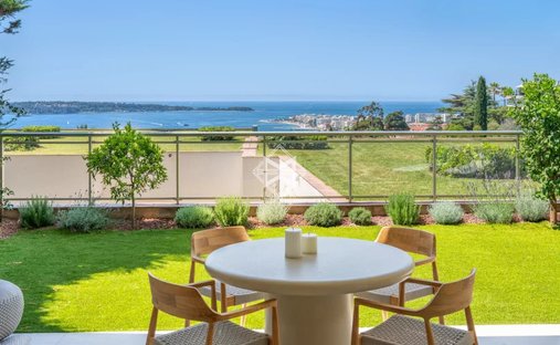Apartment in Cannes, Provence-Alpes-Côte d'Azur, France 1