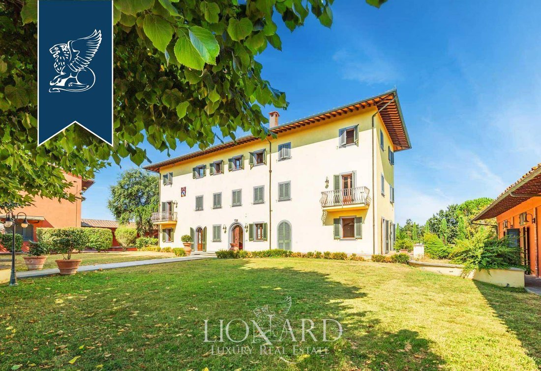 Villa in Fucecchio, Tuscany, Italy 2 - 18245891