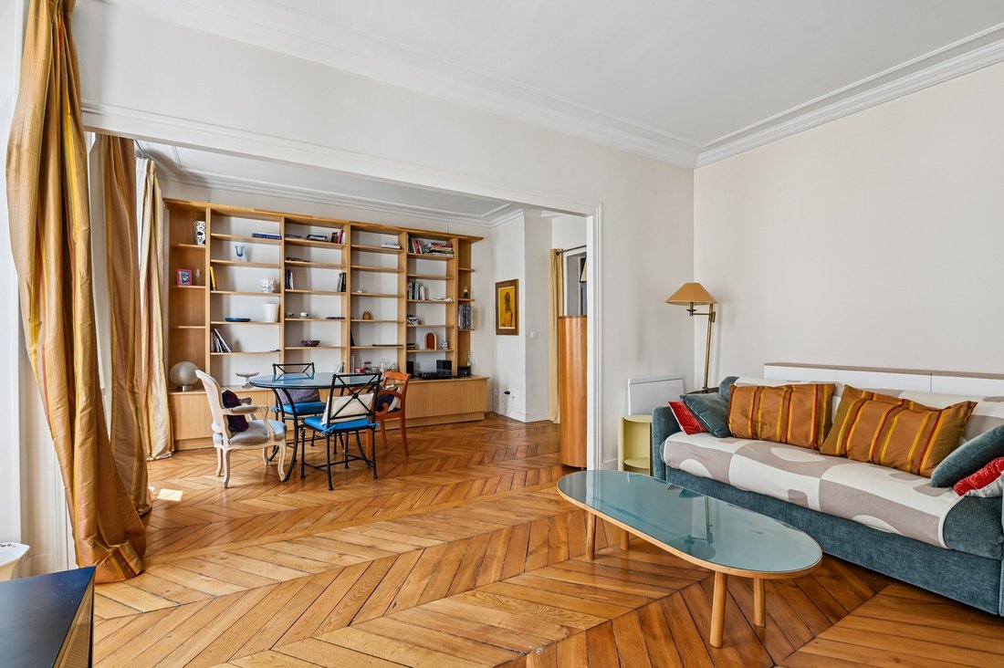 Apartment in Hoche-Friedland, Paris 8e Arrondissement, Paris 5 - 18238654