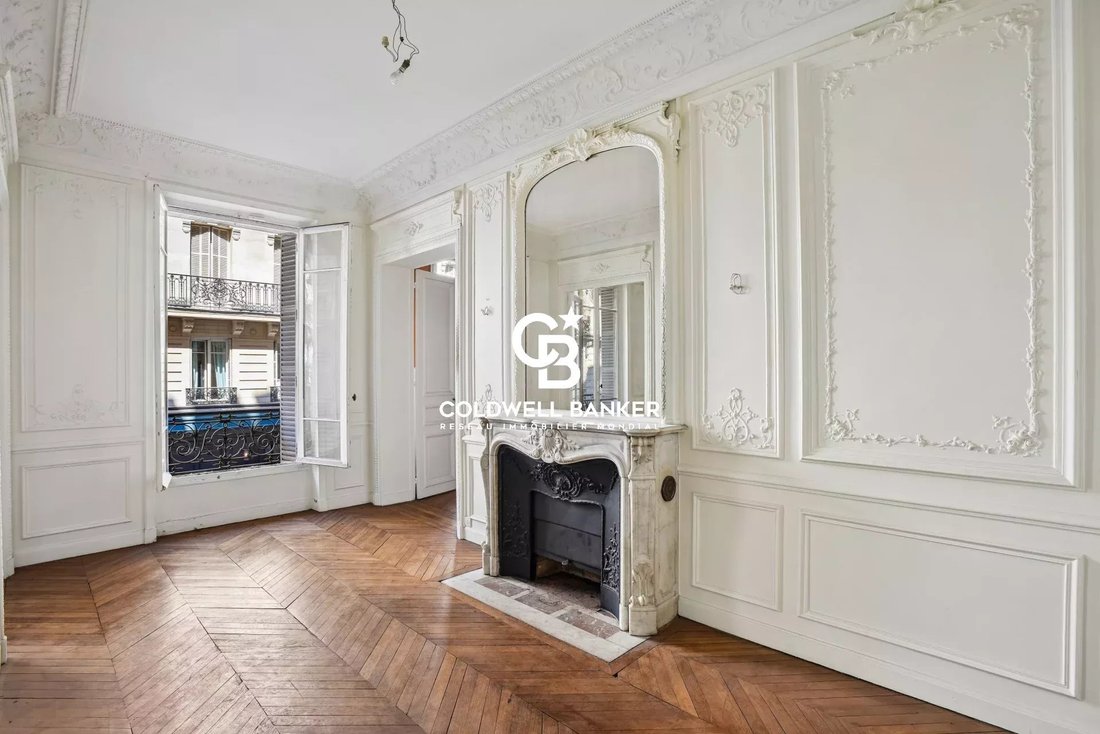 Apartment in Hoche-Friedland, Paris 8e Arrondissement, Paris 2 - 17147224