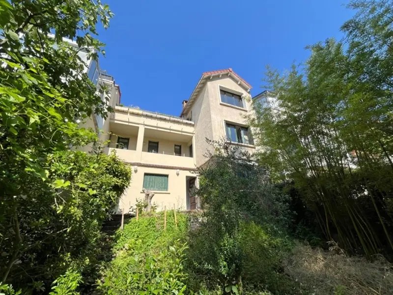 House in Plateau Ouest, Suresnes, France 1 - 18236333