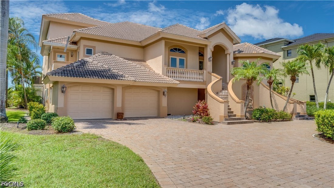 House in Fort Myers, Florida, United States 2 - 18246351